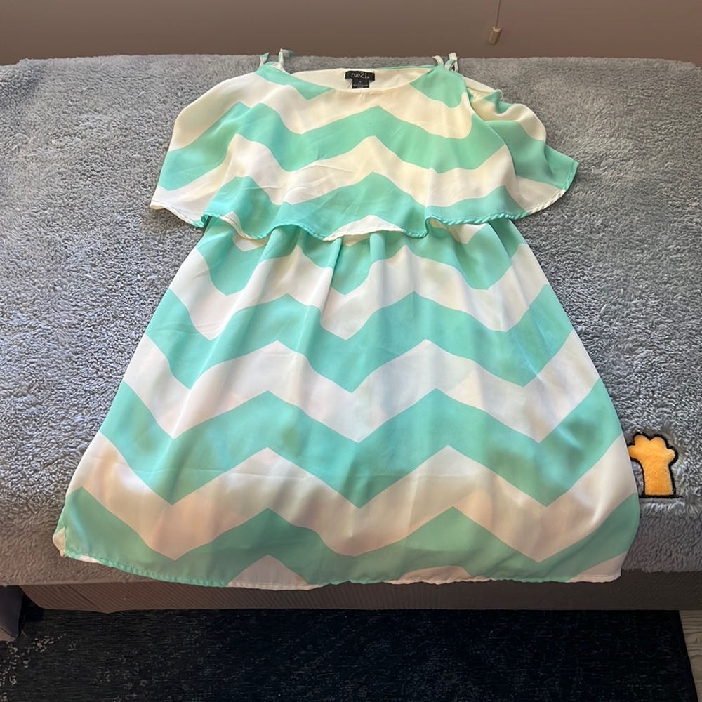 Rue 21 Chevron Women’s dress